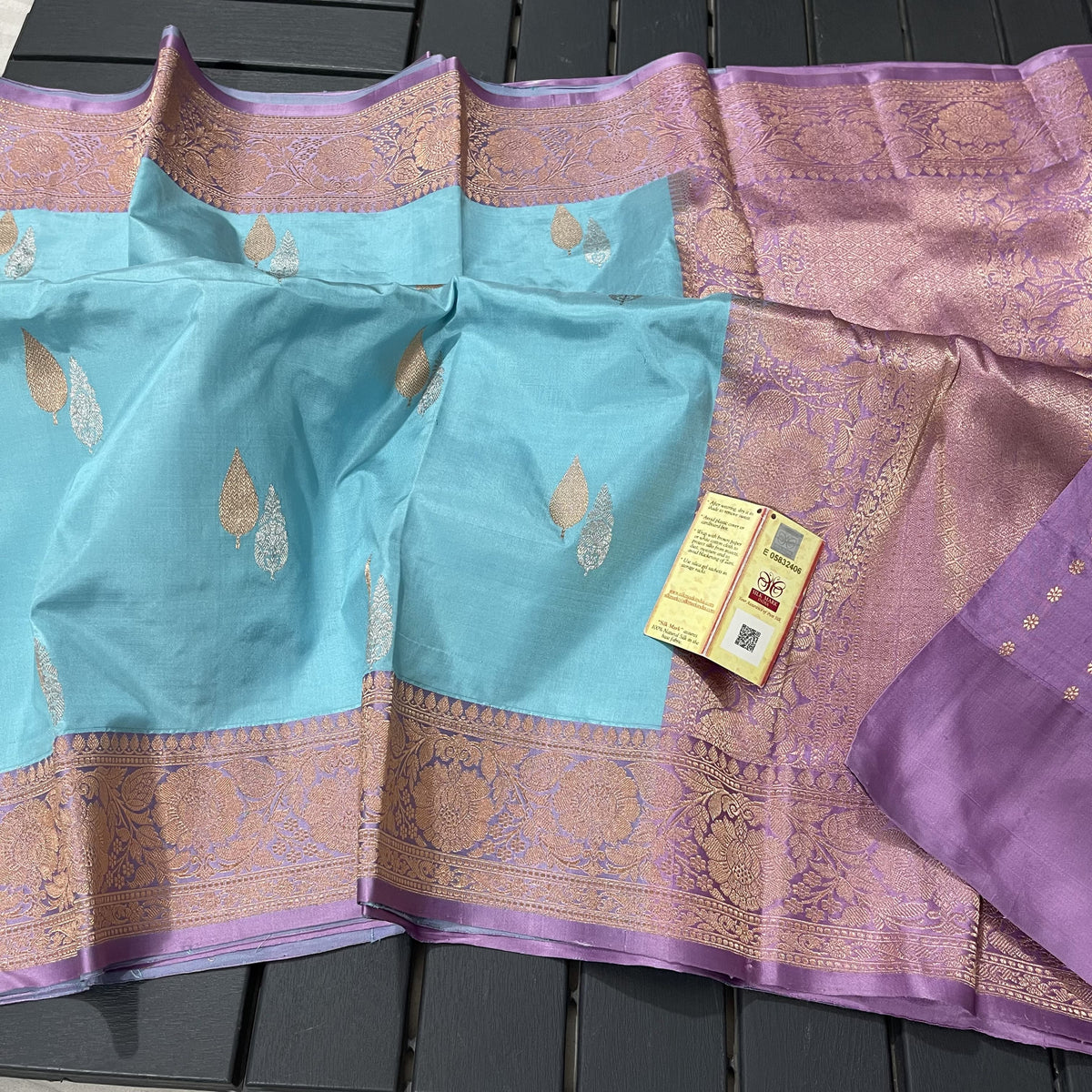 Benaras Katan Style 3