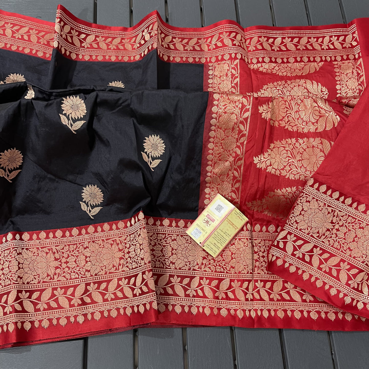 Benaras Katan Style 11