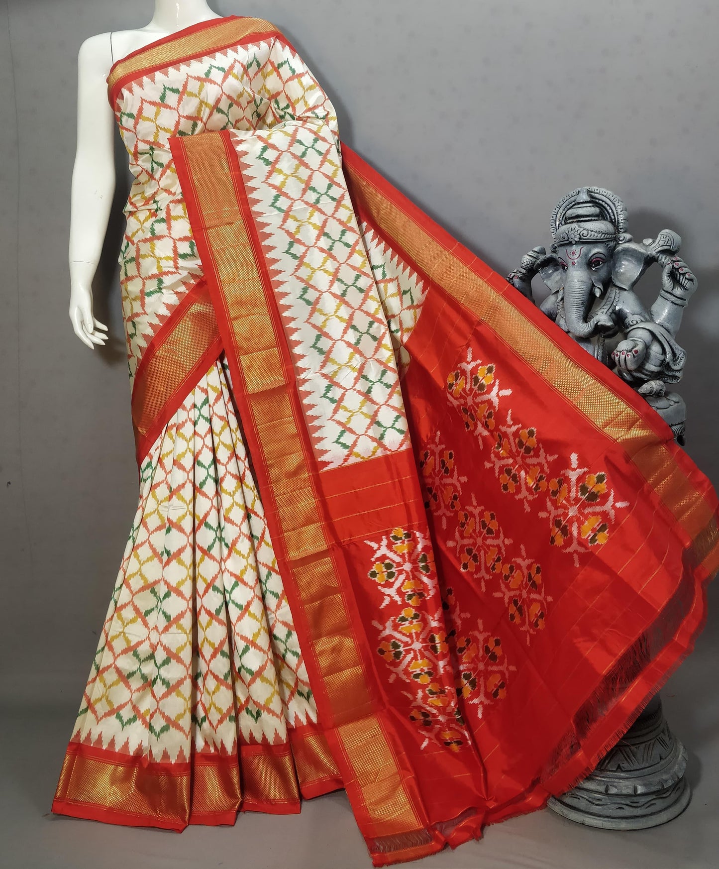 Pochampalli Style 33