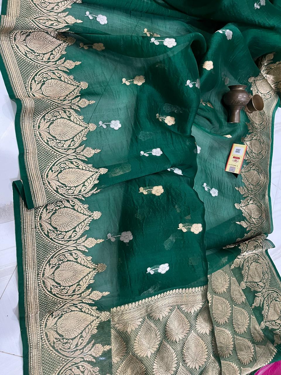 Benaras Kora Organza 2