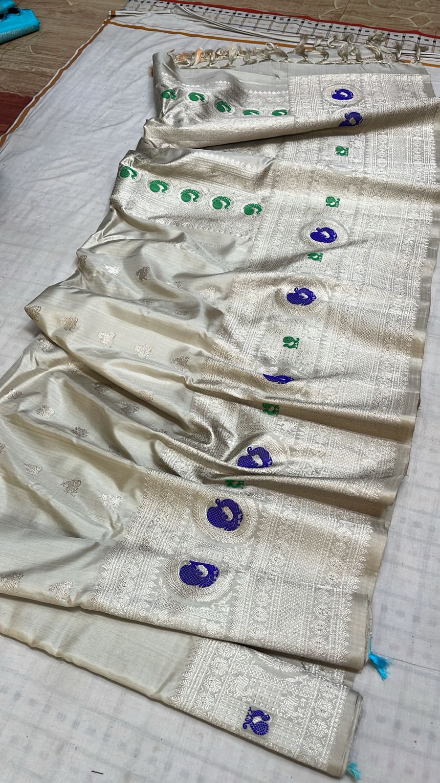 Gadwal Silk Bespoke Style 1