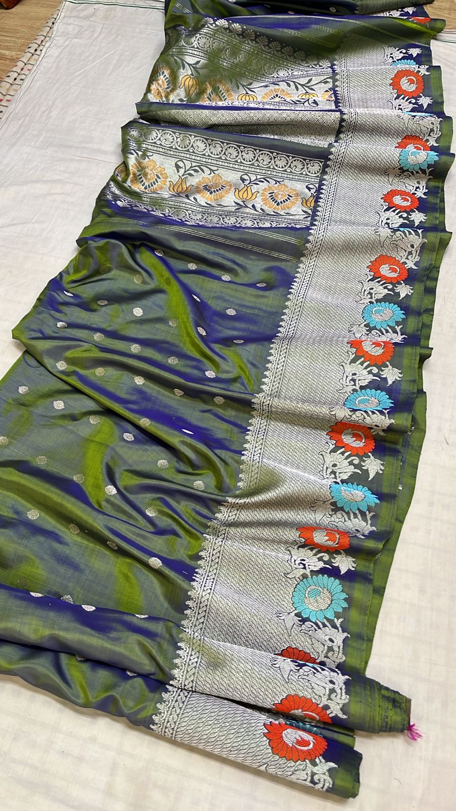 Gadwal Silk Bespoke Style 28