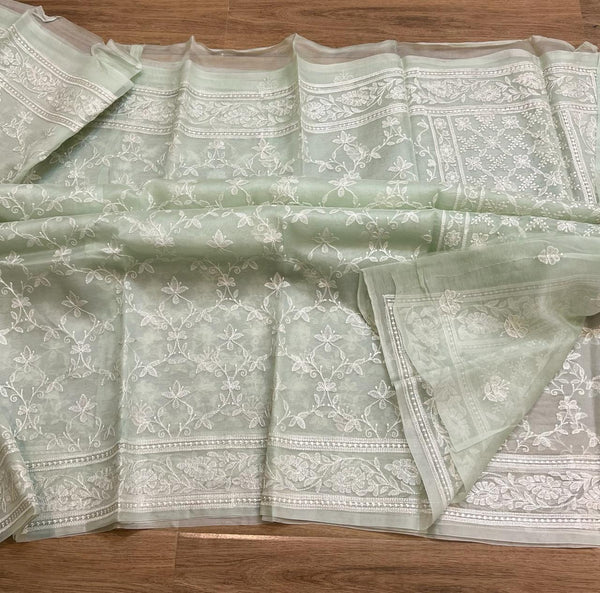 Lucknowi Chikankari Style 4